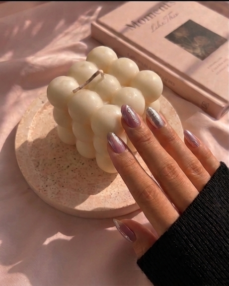 CHROME LILAC PRESS ON NAILS