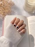 Black & White Press On Nails